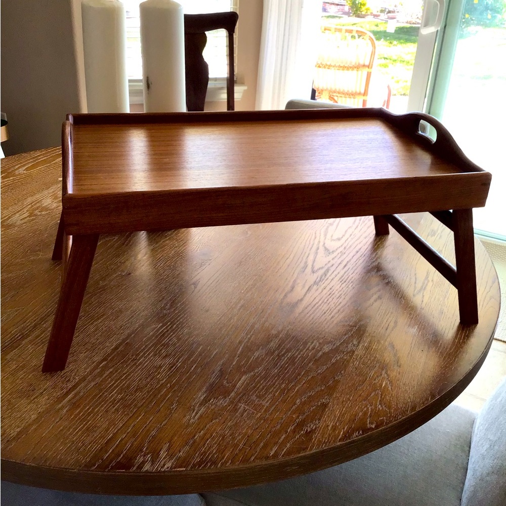 Genu teak breakfast tray
